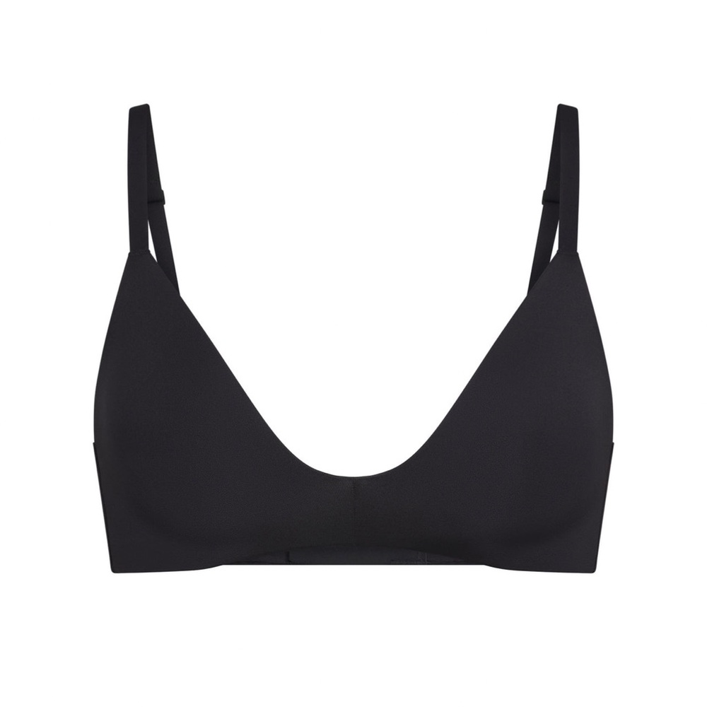 NWT SKIMS wireless form t-shirt demi bra